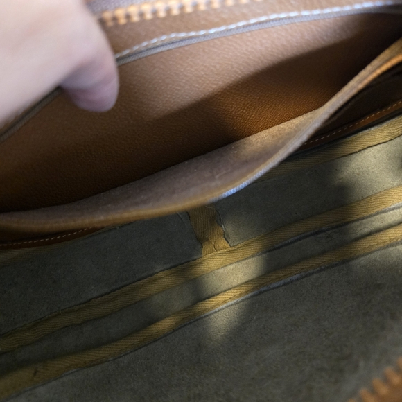 Dooney & Bourke Taupe and Tan Shoulder Bag - Picture 8 of 10